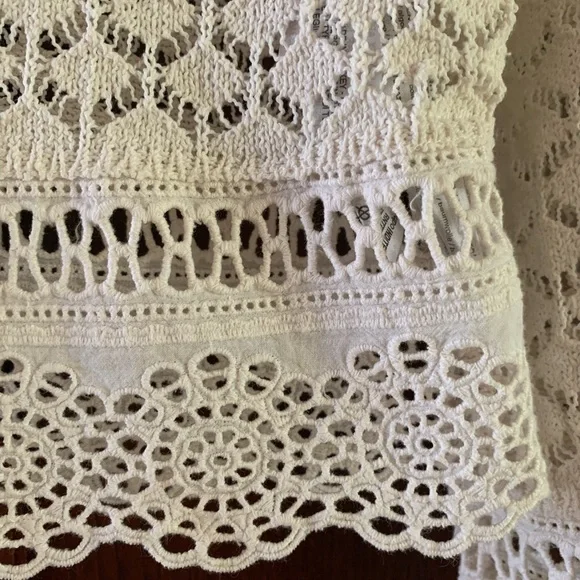 crochet top - Picture 6 of 7